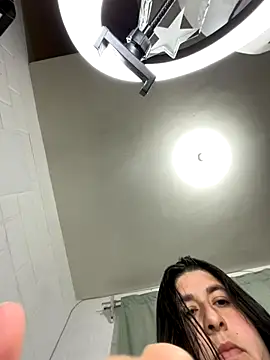 Snapshot of Tukatita69 chatting on 10-13-25, 02:22 Tukatita69 online show from 10-13-25, 02:22