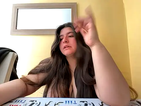 Snapshot of Tukatita69 chatting on 11-07-25, 03:23 Tukatita69 online show from 11-07-25, 03:23