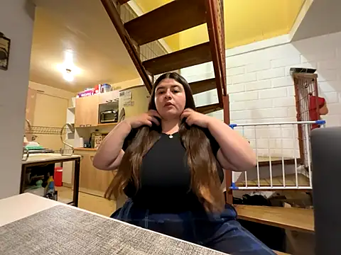 Snapshot of Tukatita69 chatting on 12-18-25, 02:28 Tukatita69 online show from 12-18-25, 02:28