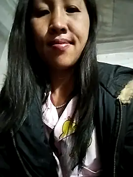 Snapshot of cute_love00 chatting on 01-15-26, 01:32 cute love00 online show from 01-15-26, 01:32