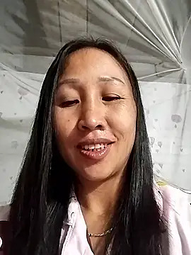 Snapshot of cute_love00 chatting on 01-19-26, 01:37 cute love00 online show from 01-19-26, 01:37