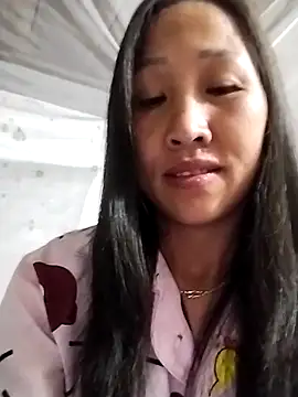 Snapshot of cute_love00 chatting on 02-07-26, 11:52 cute love00 online show from 02-07-26, 11:52