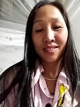 Snapshot of cute_love00 chatting on 02-08-26, 11:57 cute love00 online show from 02-08-26, 11:57