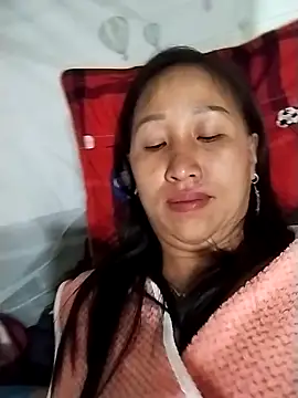 Snapshot of cute_love00 chatting on 02-26-26, 09:47 cute love00 online show from 02-26-26, 09:47