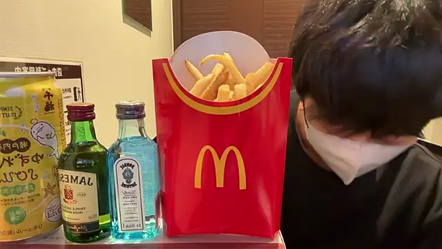 Snapshot of akkan_6868 chatting on 12-01-25, 09:25 akkan 6868 online show from 12-01-25, 09:25