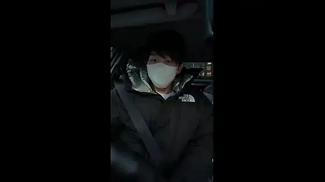 Snapshot of akkan_6868 chatting on 12-13-25, 09:53 akkan 6868 online show from 12-13-25, 09:53