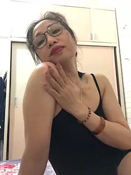 Vitamin sexy online show from 10-03-25, 12:46