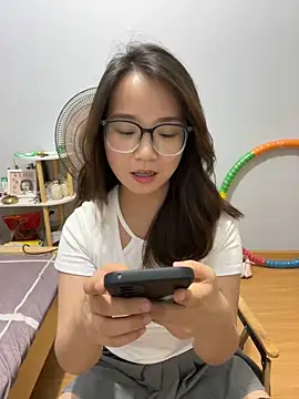 Snapshot of Hdmhdm-0022 chatting on 09-16-25, 02:29 Hdmhdm-0022 online show from 09-16-25, 02:29
