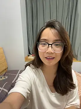 Snapshot of Hdmhdm-0022 chatting on 10-07-25, 04:04 Hdmhdm-0022 online show from 10-07-25, 04:04