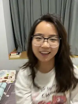 Snapshot of Hdmhdm-0022 chatting on 10-13-25, 02:50 Hdmhdm-0022 online show from 10-13-25, 02:50