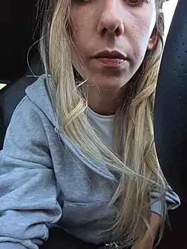 PetiteSecrets online show from 11-16-25, 03:17