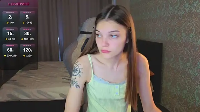 Snapshot of magic_shy_ chatting on 09-25-25, 01:20 magic shy  online show from 09-25-25, 01:20