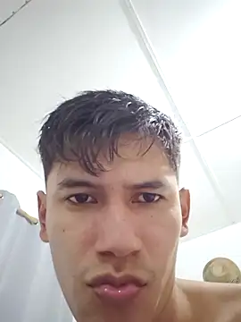 Snapshot of Ajhg98 chatting on 02-09-26, 12:58 Ajhg98 online show from 02-09-26, 12:58