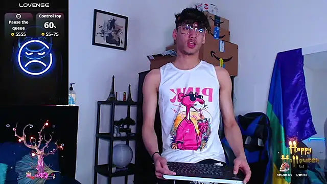 Gael Jones online show from 10-08-25, 03:09