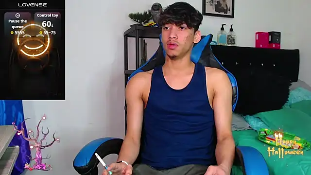 Gael Jones online show from 10-31-25, 05:30