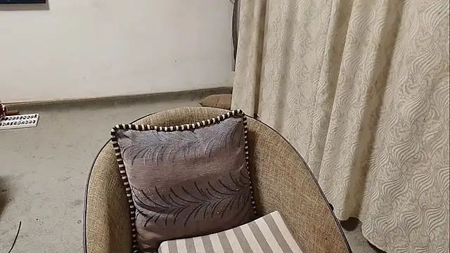 Shi luo2025 online show from 09-17-25, 03:46