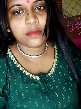 Snapshot of Hot-Show2 chatting on 09-15-25, 04:07 Hot-Show2 online show from 09-15-25, 04:07