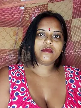 Snapshot of Hot-Show2 chatting on 10-12-25, 01:04 Hot-Show2 online show from 10-12-25, 01:04