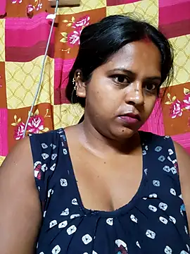 Hot-Show2 online show from 04-12-26, 12:15