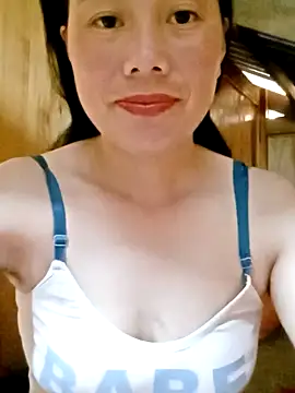 Snapshot of LyyChac chatting on 09-09-25, 07:41 LyyChac online show from 09-09-25, 07:41