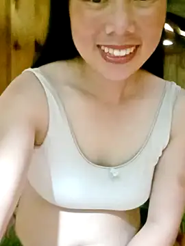 Snapshot of LyyChac chatting on 09-13-25, 01:49 LyyChac online show from 09-13-25, 01:49