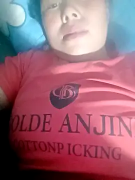 Snapshot of LyyChac chatting on 11-17-25, 05:24 LyyChac online show from 11-17-25, 05:24