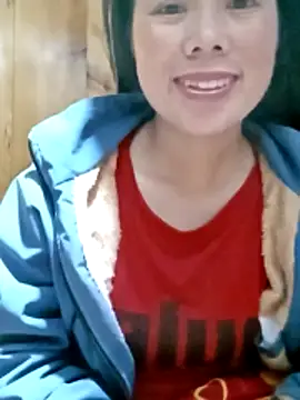 Snapshot of LyyChac chatting on 11-29-25, 10:02 LyyChac online show from 11-29-25, 10:02