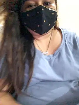 Snapshot of indian-hotmilfs chatting on 09-10-25, 01:22 indian-hotmilfs online show from 09-10-25, 01:22