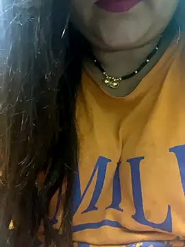 Snapshot of indian-hotmilfs chatting on 10-07-25, 02:14 indian-hotmilfs online show from 10-07-25, 02:14