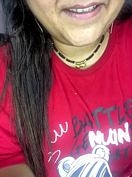 Snapshot of indian-hotmilfs chatting on 11-07-25, 03:06 indian-hotmilfs online show from 11-07-25, 03:06