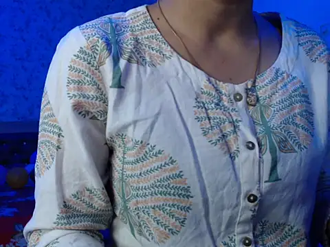 Snapshot of snow_white123 chatting on 01-05-26, 09:51 snow white123 online show from 01-05-26, 09:51