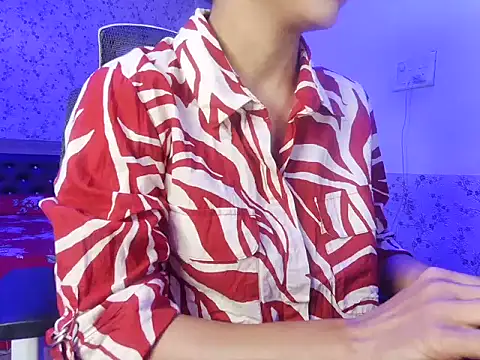 Snapshot of snow_white123 chatting on 01-16-26, 11:14 snow white123 online show from 01-16-26, 11:14