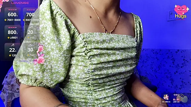 Snapshot of snow_white123 chatting on 02-20-26, 01:02 snow white123 online show from 02-20-26, 01:02