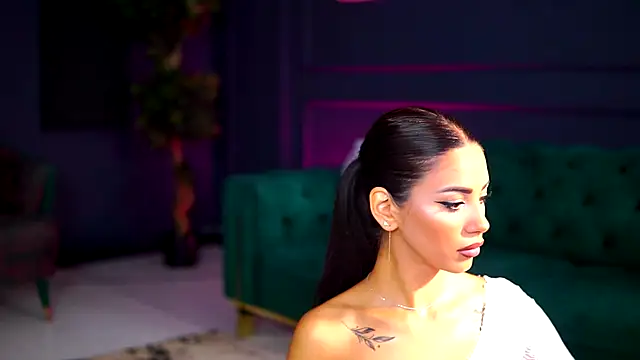 SiennaRuh online show from 09-20-25, 06:36