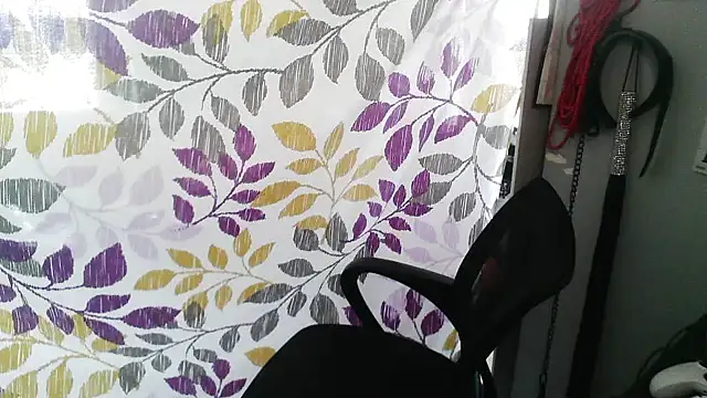 Mommybubbles2 online show from 11-27-25, 06:43