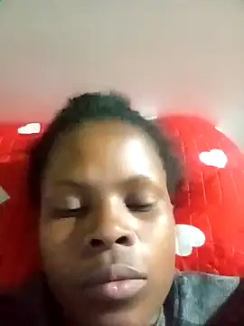 Snapshot of Caramelchick01 chatting on 10-16-25, 08:10 Caramelchick01 online show from 10-16-25, 08:10