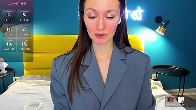 Joan Nelson online show from 01-18-26, 02:15