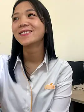 Snapshot of thaoyeuuu chatting on 09-22-25, 02:24 thaoyeuuu online show from 09-22-25, 02:24