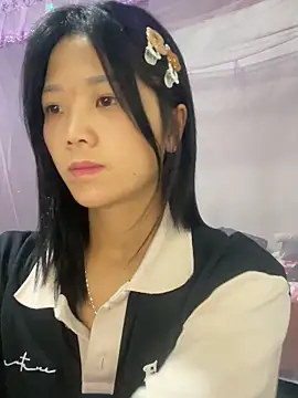 Snapshot of thaoyeuuu chatting on 09-23-25, 07:11 thaoyeuuu online show from 09-23-25, 07:11