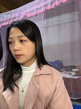 thaoyeuuu online show from 12-17-25, 06:52