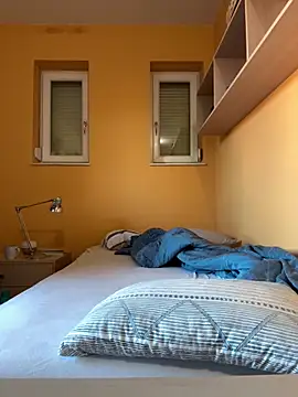 Snapshot of Raveman chatting on 10-01-25, 05:35 Raveman online show from 10-01-25, 05:35