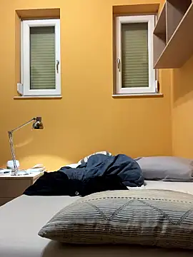 Snapshot of Raveman chatting on 10-10-25, 07:46 Raveman online show from 10-10-25, 07:46