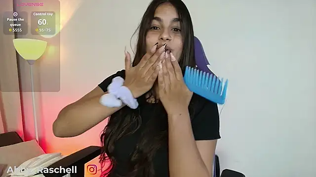 Abby Raschell online show from 01-10-26, 02:57