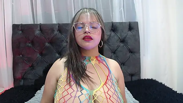 Snapshot of vintoria_cherry chatting on 09-20-25, 11:44 vintoria cherry online show from 09-20-25, 11:44