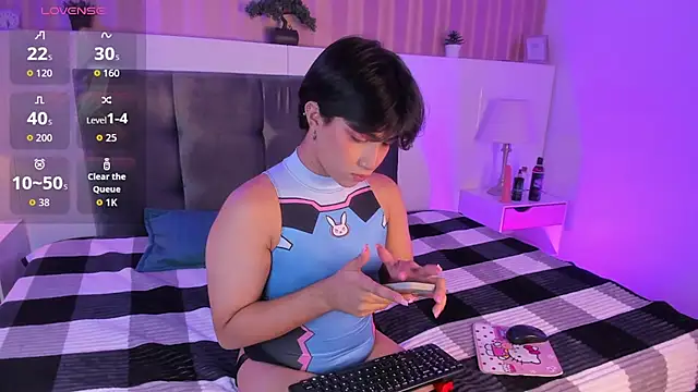 Creamy Angelo online show from 09-17-25, 04:25