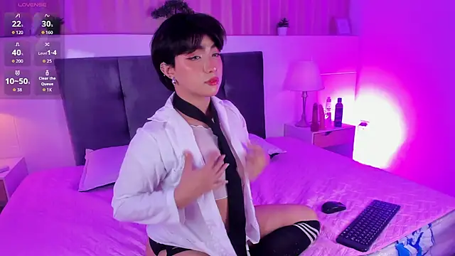 Creamy Angelo online show from 09-29-25, 03:55