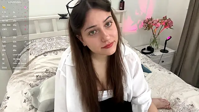 RachaelJuntunen online show from 09-27-25, 06:51