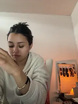 Snapshot of Victoria_alson chatting on 09-27-25, 02:00 Victoria alson online show from 09-27-25, 02:00