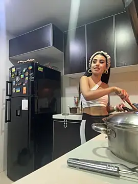 Snapshot of Victoria_alson chatting on 11-28-25, 12:24 Victoria alson online show from 11-28-25, 12:24