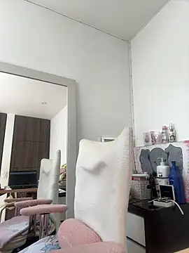 Victoria alson online show from 02-04-26, 02:12